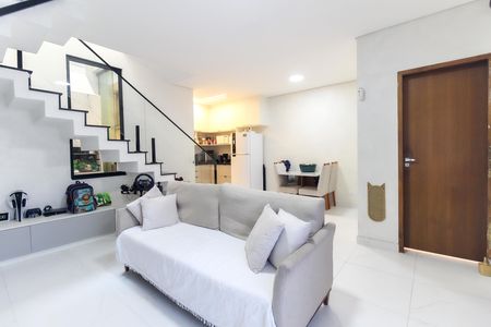 Sala de casa à venda com 2 quartos, 120m² em Vila Brasil, São Paulo