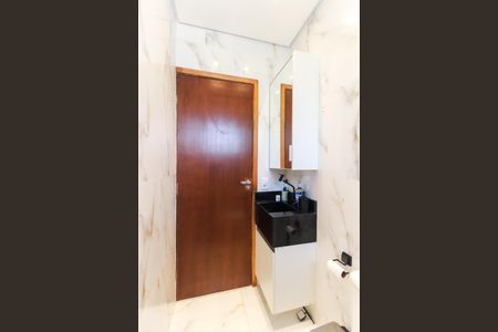 Casa para alugar com 120m², 2 quartos e 2 vagas Casa para alugar com 120m², 2 quartos e 2 vagasBanheiro da Suíte 1