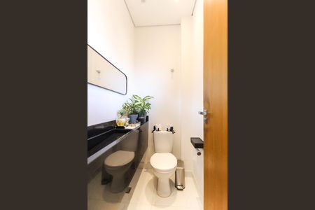 Casa para alugar com 120m², 2 quartos e 2 vagas Casa para alugar com 120m², 2 quartos e 2 vagasLavabo