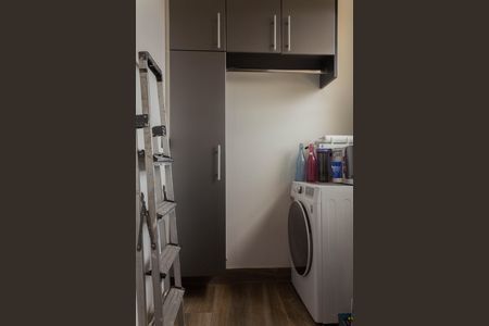 Apartamento à venda com 60m², 2 quartos e 2 vagasÁrea de Serviço