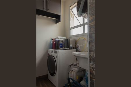 Apartamento à venda com 60m², 2 quartos e 2 vagasÁrea de Serviço