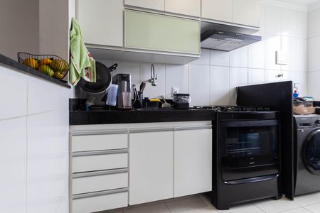 Apartamento à venda com 52m², 2 quartos e 2 vagas Apartamento à venda com 52m², 2 quartos e 2 vagasCozinha e Área de Serviço