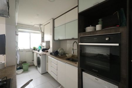 Apartamento para alugar com 65m², 2 quartos e 1 vaga Apartamento para alugar com 65m², 2 quartos e 1 vagaCozinha e Área de Serviço