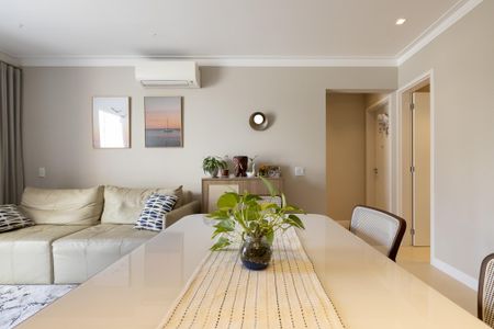 Sala de Jantar de apartamento à venda com 2 quartos, 74m² em Cambuí, Campinas