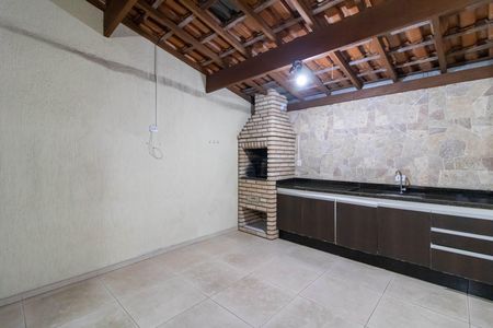 Casa de condomínio para alugar com 100m², 2 quartos e 3 vagas Casa de condomínio para alugar com 100m², 2 quartos e 3 vagasQuintal