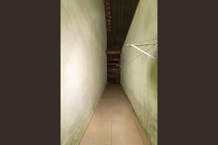Casa de condomínio para alugar com 100m², 2 quartos e 3 vagas Casa de condomínio para alugar com 100m², 2 quartos e 3 vagasCorredor Lateral