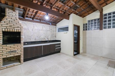 Casa de condomínio para alugar com 100m², 2 quartos e 3 vagas Casa de condomínio para alugar com 100m², 2 quartos e 3 vagasQuintal