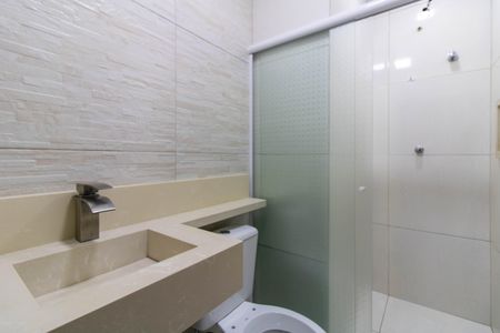 Casa de condomínio para alugar com 100m², 2 quartos e 3 vagas Casa de condomínio para alugar com 100m², 2 quartos e 3 vagasBanheiro