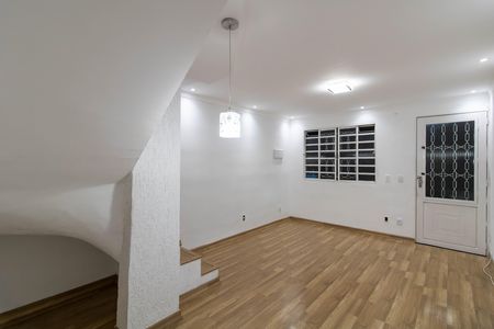 Sala de casa de condomínio para alugar com 2 quartos, 100m² em Jardim Adriana, Guarulhos