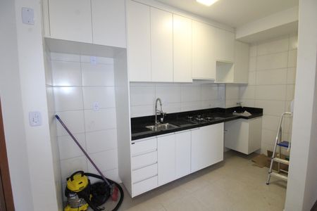 Apartamento para alugar com 107m², 2 quartos e 2 vagasCozinha