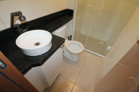 Apartamento para alugar com 107m², 2 quartos e 2 vagasBanheiro da Suíte