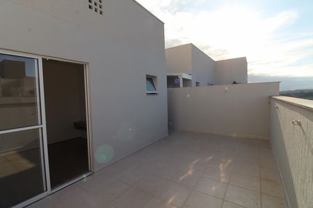 Apartamento para alugar com 107m², 2 quartos e 2 vagasCobertura Externa