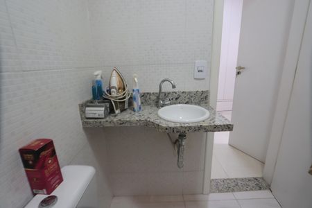 Casa de condomínio para alugar com 61m², 2 quartos e 1 vagaBanheiro da Suíte 2