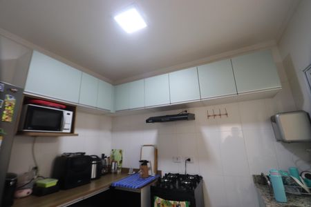 Casa de condomínio para alugar com 61m², 2 quartos e 1 vagaCozinha