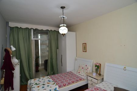 Apartamento à venda com 70m², 1 quarto e 1 vagaQuarto