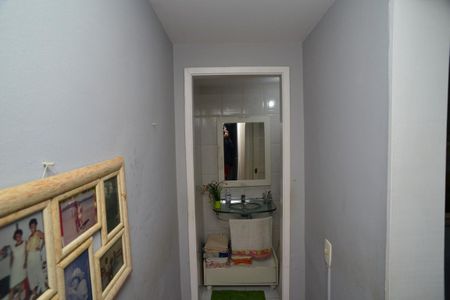 Corredor de apartamento à venda com 1 quarto, 70m² em Barra da Tijuca, Rio de Janeiro