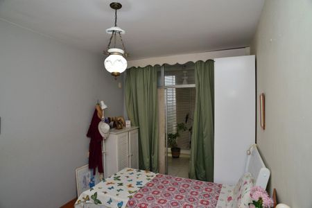 Apartamento à venda com 70m², 1 quarto e 1 vagaQuarto