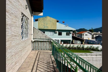 Apartamento para alugar com 112m², 2 quartos e 1 vaga Apartamento para alugar com 112m², 2 quartos e 1 vagaVaranda