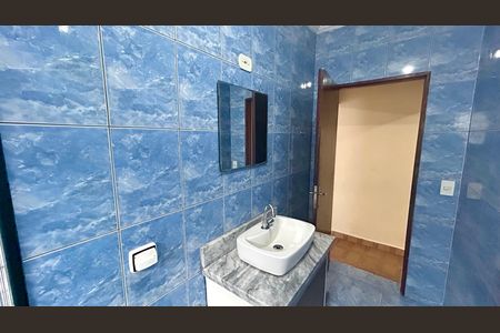 Casa para alugar com 58m², 2 quartos e sem vaga Casa para alugar com 58m², 2 quartos e sem vagaBanheiro
