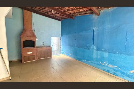 Casa para alugar com 58m², 2 quartos e sem vaga Casa para alugar com 58m², 2 quartos e sem vagaQuintal