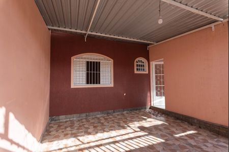 Casa para alugar com 150m², 2 quartos e 1 vaga Casa para alugar com 150m², 2 quartos e 1 vagaGaragem
