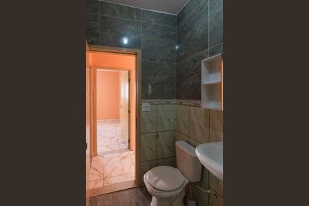 Casa para alugar com 150m², 2 quartos e 1 vaga Casa para alugar com 150m², 2 quartos e 1 vagaBanheiro