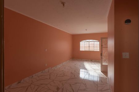 Casa para alugar com 150m², 2 quartos e 1 vaga Casa para alugar com 150m², 2 quartos e 1 vagaSala