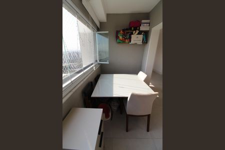 Apartamento para alugar com 75m², 2 quartos e 2 vagasSacada
