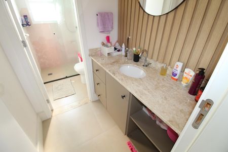 Apartamento para alugar com 75m², 2 quartos e 2 vagasBanheiro