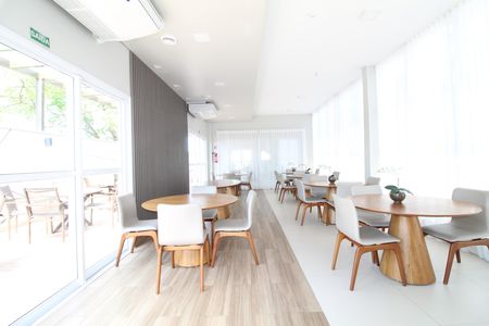 Apartamento para alugar com 75m², 2 quartos e 2 vagasÁrea comum - Salão de festas
