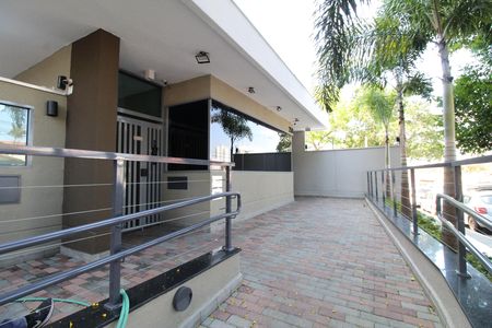 Apartamento para alugar com 75m², 2 quartos e 2 vagasPortaria