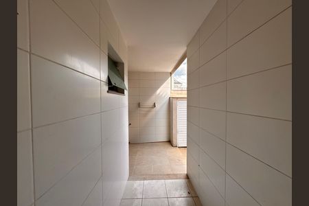 Casa de condomínio para alugar com 300m², 4 quartos e 3 vagas Casa de condomínio para alugar com 300m², 4 quartos e 3 vagasÁrea de Serviço