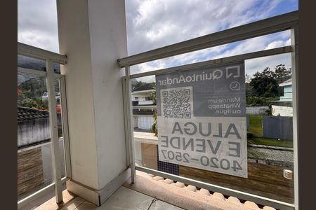 Casa de condomínio para alugar com 300m², 4 quartos e 3 vagas Casa de condomínio para alugar com 300m², 4 quartos e 3 vagasPlaquinha Quinto Andar