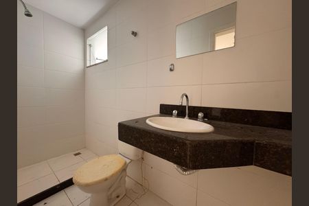 Casa de condomínio para alugar com 300m², 4 quartos e 3 vagas Casa de condomínio para alugar com 300m², 4 quartos e 3 vagasSuíte 4