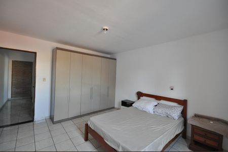 Casa à venda com 320m², 4 quartos e 1 vagaQuarto 1