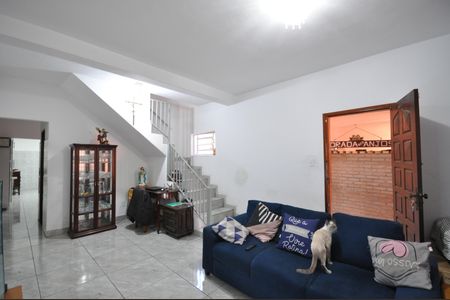 Casa à venda com 320m², 4 quartos e 1 vagaSala