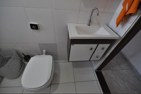 Casa à venda com 320m², 4 quartos e 1 vagaBanheiro 1