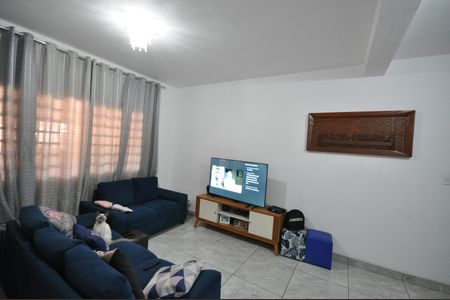 Sala de casa à venda com 4 quartos, 320m² em Jardim Modelo, São Paulo