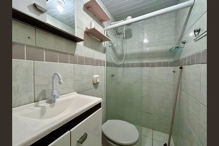 Casa para alugar com 45m², 2 quartos e 1 vaga Casa para alugar com 45m², 2 quartos e 1 vagaBanheiro