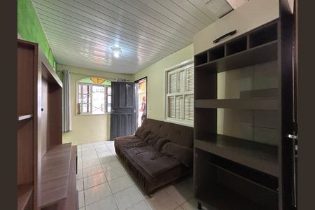 Casa para alugar com 45m², 2 quartos e 1 vaga Casa para alugar com 45m², 2 quartos e 1 vagaSala