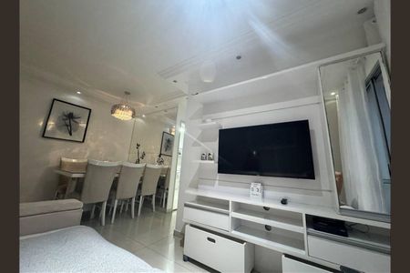 Apartamento à venda com 54m², 2 quartos e 1 vaga Apartamento à venda com 54m², 2 quartos e 1 vagaSala