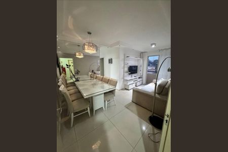 Apartamento à venda com 54m², 2 quartos e 1 vaga Apartamento à venda com 54m², 2 quartos e 1 vagaSala de Jantar