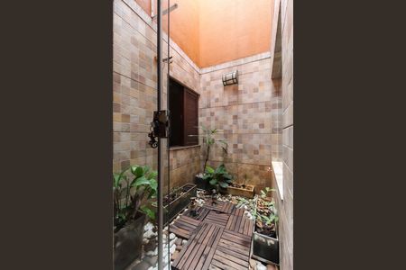 Casa à venda com 133m², 3 quartos e 3 vagas Casa à venda com 133m², 3 quartos e 3 vagasJardim de Inverno