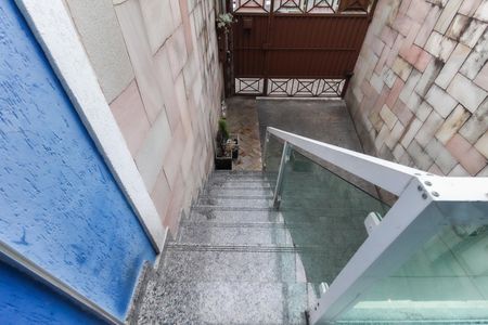 Casa à venda com 133m², 3 quartos e 3 vagas Casa à venda com 133m², 3 quartos e 3 vagasEntrada