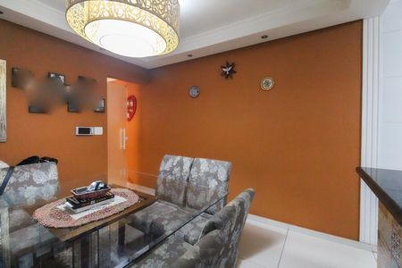 Casa à venda com 133m², 3 quartos e 3 vagas Casa à venda com 133m², 3 quartos e 3 vagasCozinha - Copa