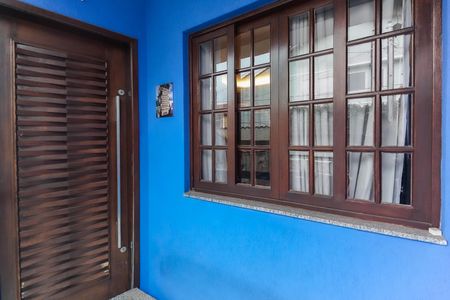 Casa à venda com 133m², 3 quartos e 3 vagas Casa à venda com 133m², 3 quartos e 3 vagasEntrada