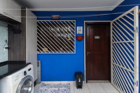 Casa à venda com 133m², 3 quartos e 3 vagas Casa à venda com 133m², 3 quartos e 3 vagasÁrea de Serviço