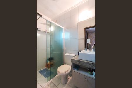 Casa à venda com 133m², 3 quartos e 3 vagas Casa à venda com 133m², 3 quartos e 3 vagasBanheiro Quarto 3 - Suíte