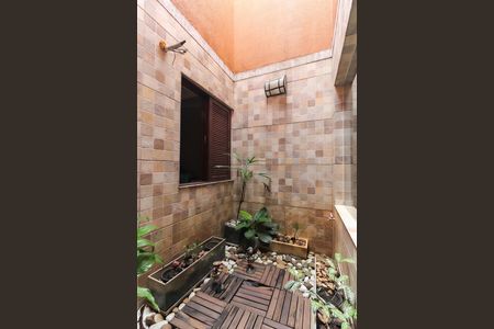 Casa à venda com 133m², 3 quartos e 3 vagas Casa à venda com 133m², 3 quartos e 3 vagasJardim de Inverno
