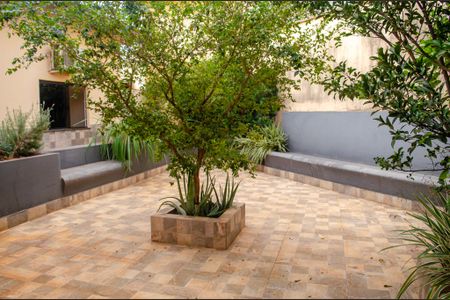 Casa à venda com 560m², 5 quartos e 2 vagas
